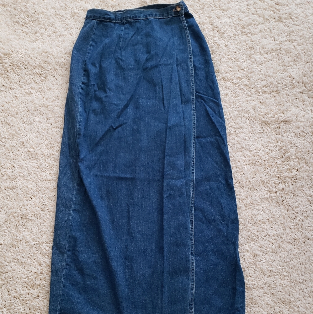 Wrap style denim skirt